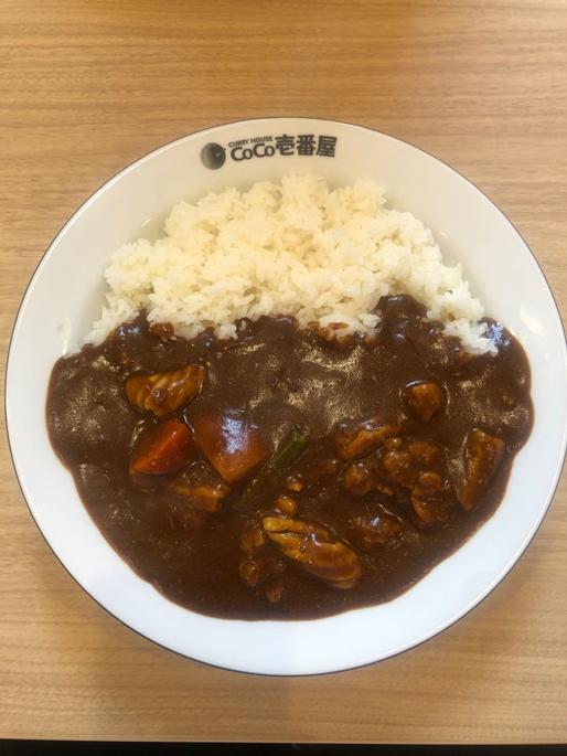 焙煎スパイスのチキンカレー