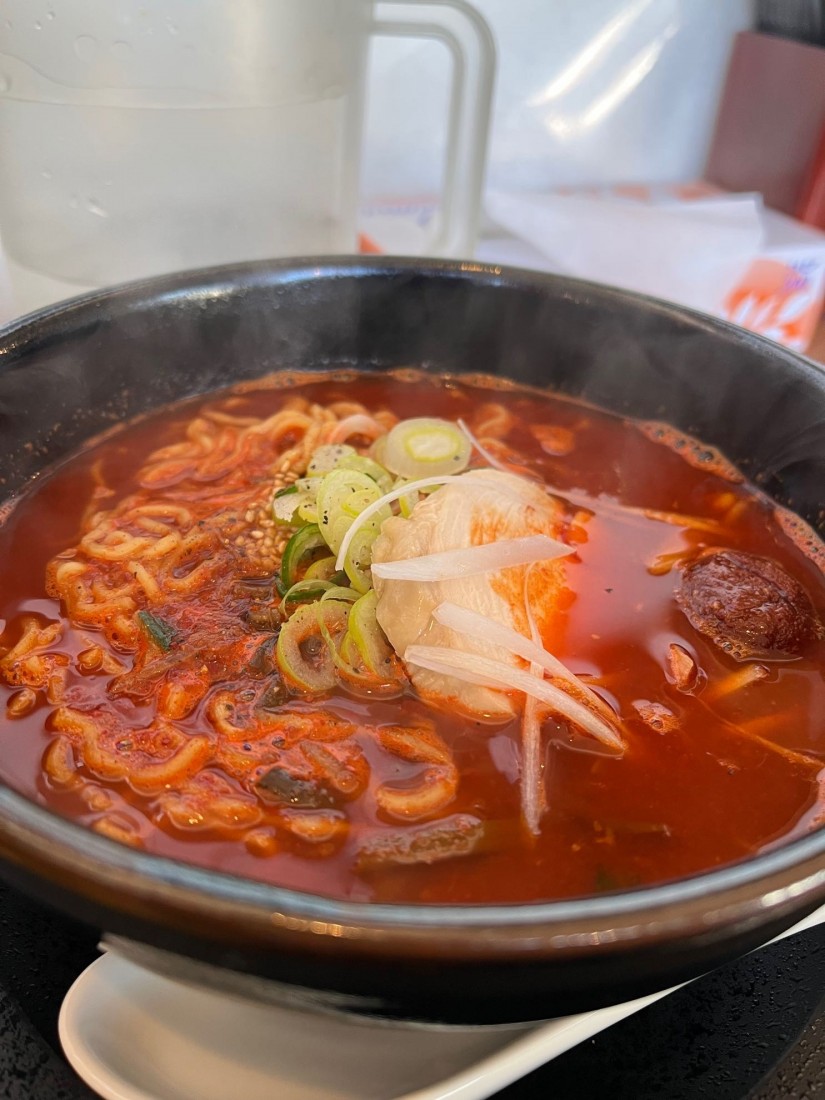 ユッケジャンラーメン 玉辛