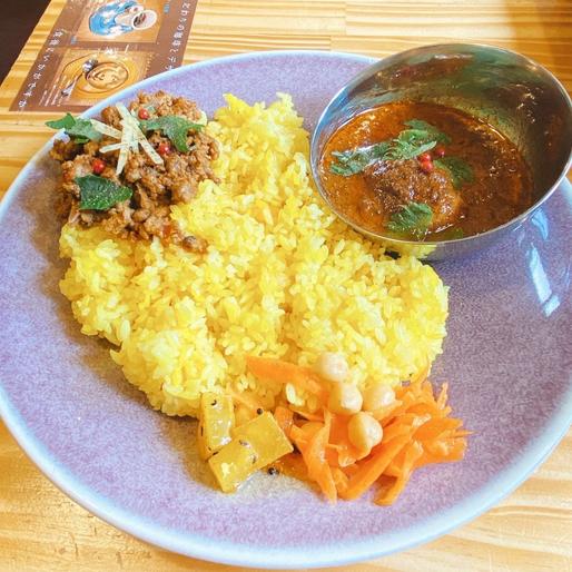 カレー2種盛(ラムキーマカレー、ポークビンダルー)