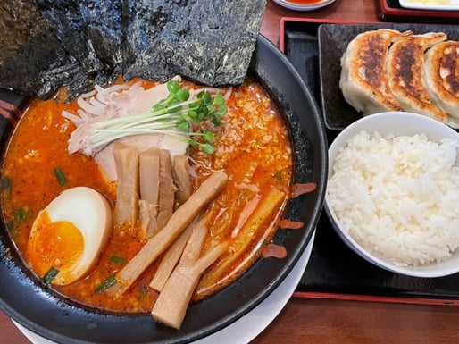 辛味噌ラーメン大将軍(メンマ海苔トッピング) 10辛