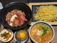 ラベンダーポークの冷肉担々つけめん&ローストビーフ丼