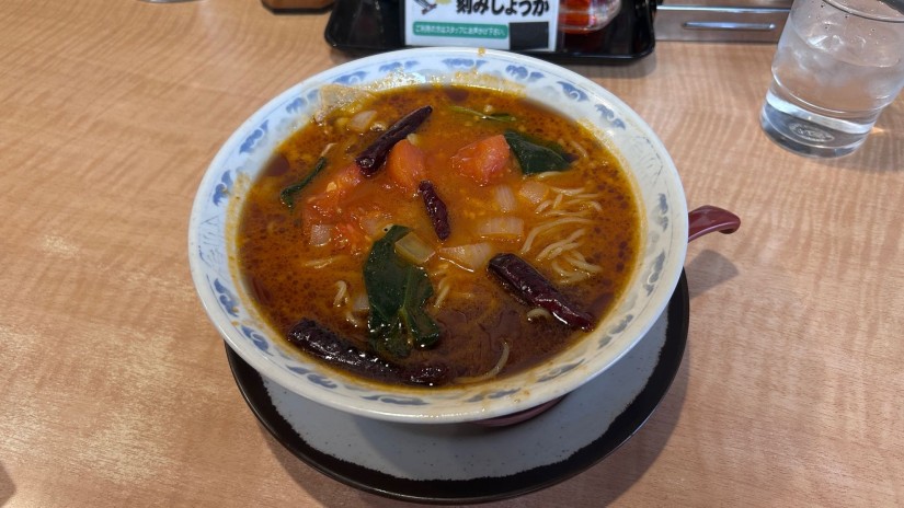 旨辛トマトラーメン