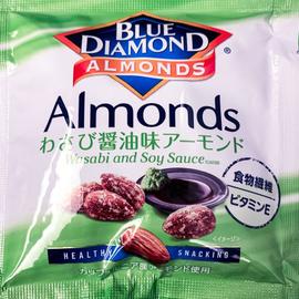 BLUE DIAMOND ALMONDS わさび醤油味アーモンド
