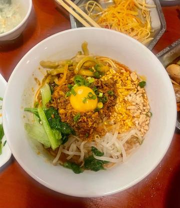 汁なし担々麺
