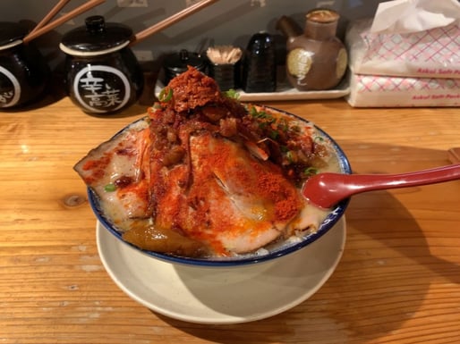 博多もりもりラーメン赤