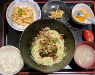 汁なし坦々麺(ランチセット)