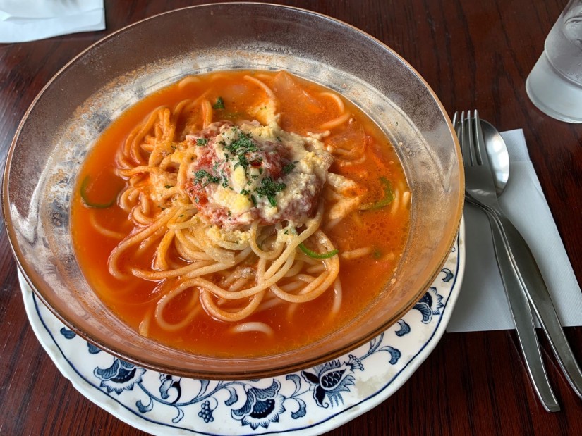 ア・ラ・モンタン