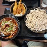 濃厚無頓着野菜うどん 赤4 黒3