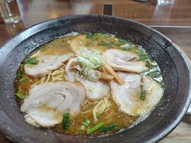ごまチャーシュー麺 ３辛
