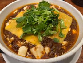 麻婆麺倍辛 チーズパクチートッピング