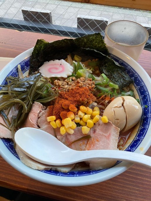 昇天・激辛煮干しラーメン　辛さレベル天守閣 激辛