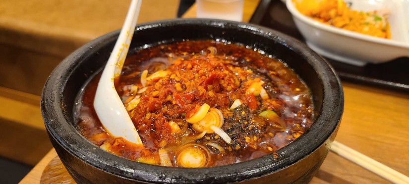 薬膳石鍋麻婆豆腐 地獄辛