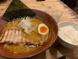 カレーラーメン