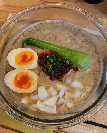 青唐坦々麺 C