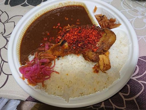 ファイヤー炭火チキンカレー【メガ盛り】