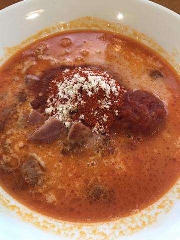 トマトラーメン激辛822円