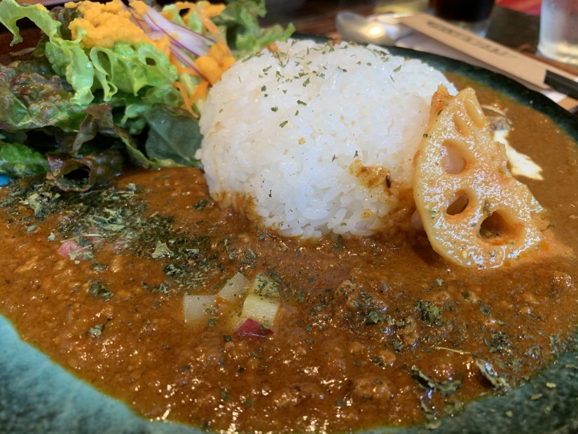 あいがけカレー バターチキン&キーマ 10辛
