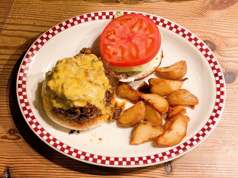 ブットジョロキアチリチーズバーガー 5辛