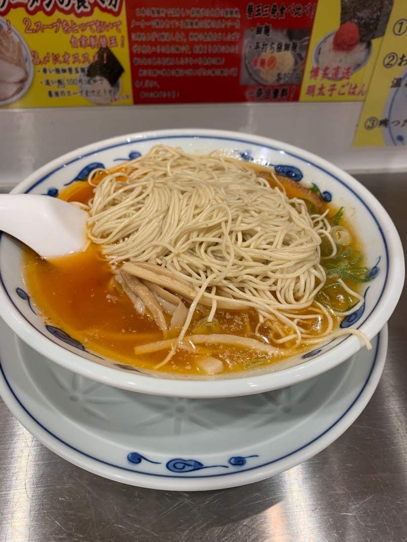 赤いとんこつめん