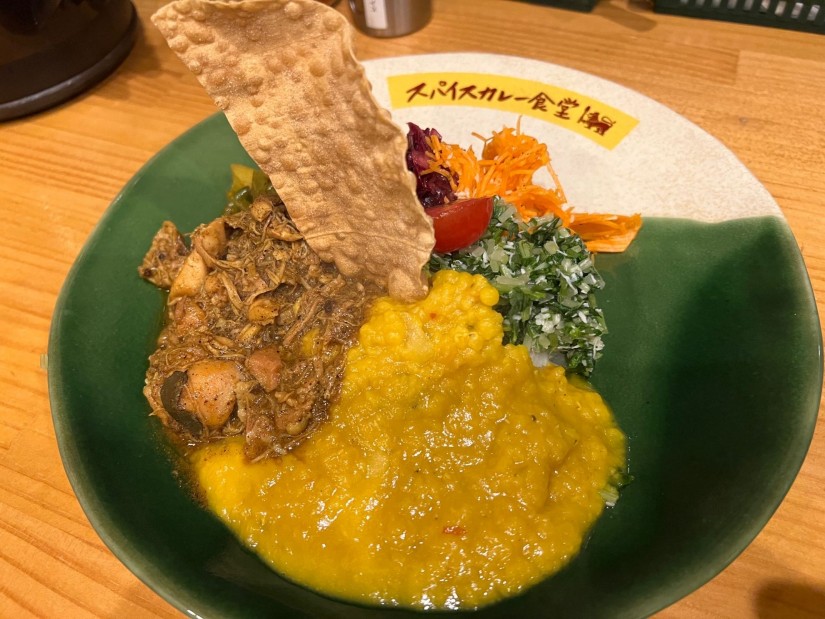 ブラックチキン&パリップ ハーフ