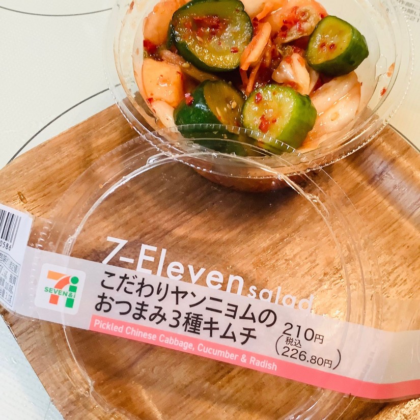 こだわりヤンニョムのおつまみ３種キムチ