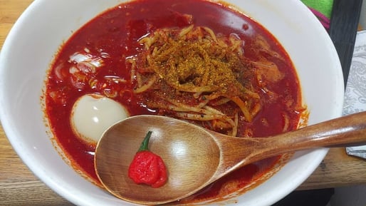 もっと！辛辛らーめん 25辛