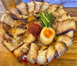 肉増し焼豚ラーメン 大辛