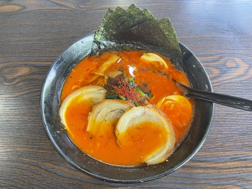 赤辛豚骨醤油チャーシュー麺 麻辣油×3