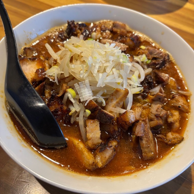 激辛魚介味噌麺