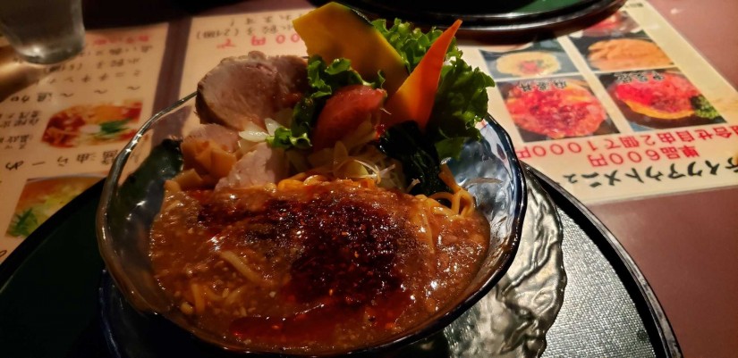 甲斐姫麻婆麺 別売りの激辛タレで調節可能