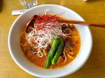 麻婆担々麺