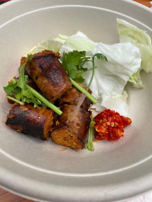 タイハーブたっぷり激辛ソーセージ 激辛