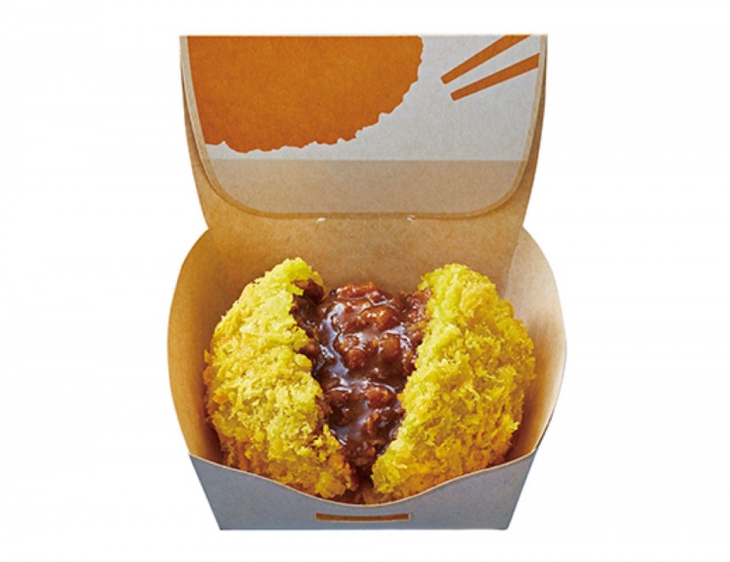 あふれメンチ　スパイスカレー