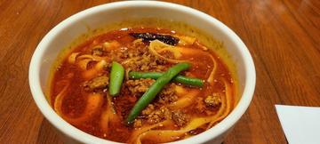 麻辣刀削麺