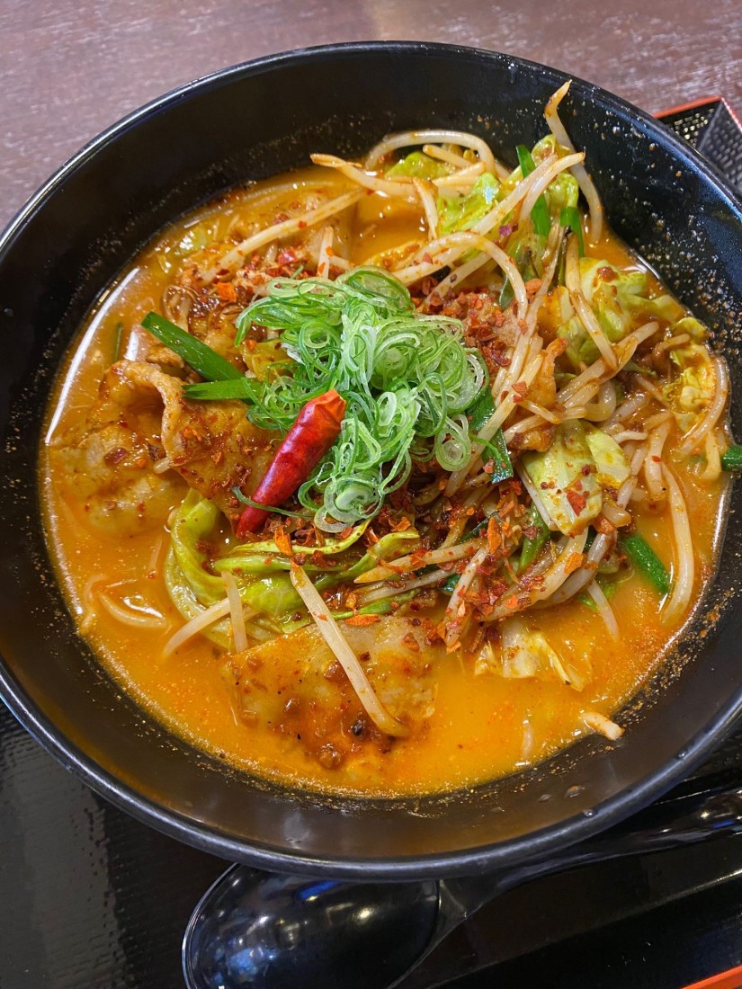 たっぷり野菜の激辛みそタンメン 激辛チャレンジメニュー