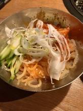 うま辛ビビン冷麺
