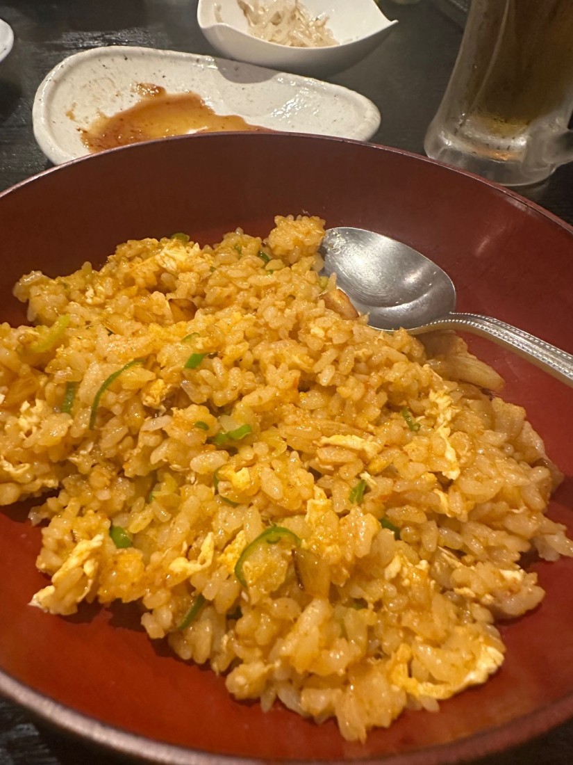 にんにくピリ辛やきめし