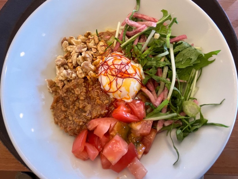 冷やし担々麺 2辛