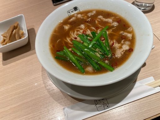 ニラニンニクラーメン