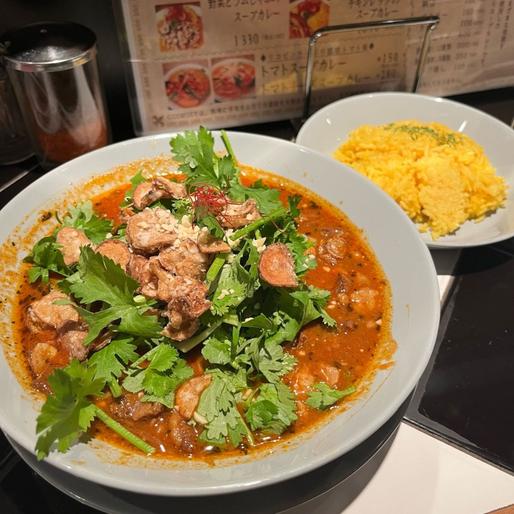 8種の野菜と牛すじのトマトスープカレー 10辛