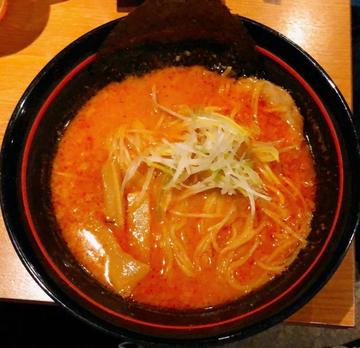 辛豚骨らーめん