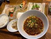 汁なし担々麺