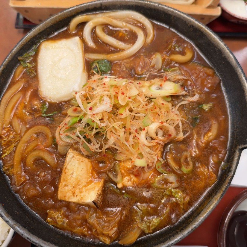 激辛みそ煮込みうどん