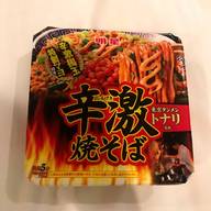 トナリ監修 辛激焼きそば