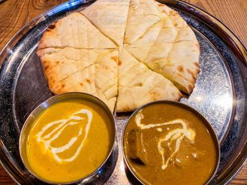 ２カレーセット(日替わり、シーフード) チーズナンに変更 激辛