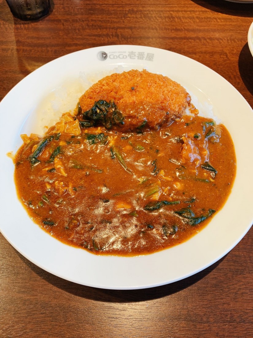 ココイチベジカレー(大豆メンチ、チキン煮込、ほうれん草) 10辛