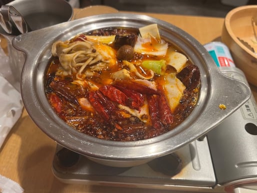 薬膳火鍋セット 本格濃厚麻辣スープ  レベル2 