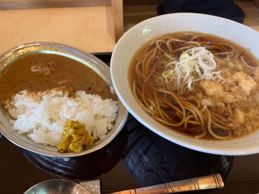スパイシーチキンカレー