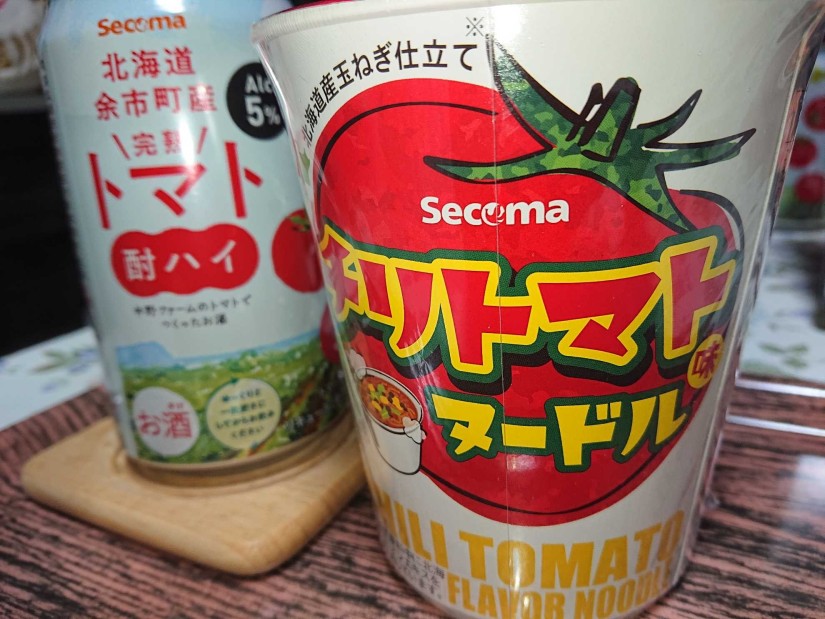 チリトマト味ヌードル