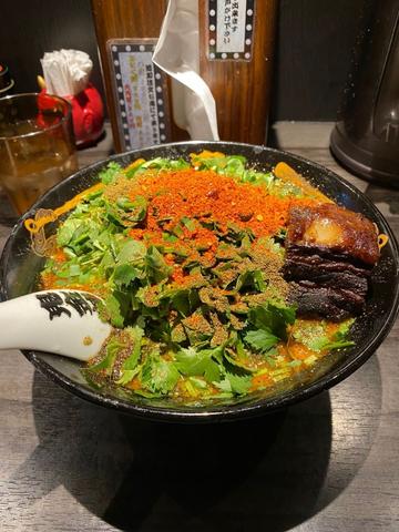 パクチー辛シビ味噌ラーメン シビ鬼増し辛鬼増し